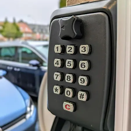 S4D Ferienwohnung Kiel Zentral, 2 Parkplaetze