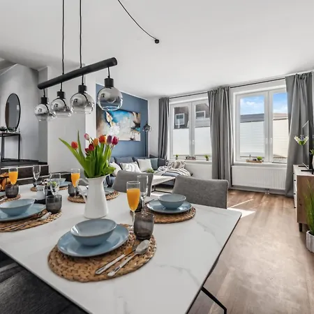 アパート S4D Ferienwohnung Kiel Zentral, 2 Parkplaetze キール