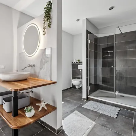 S4D Ferienwohnung Kiel Zentral, 2 Parkplaetze *