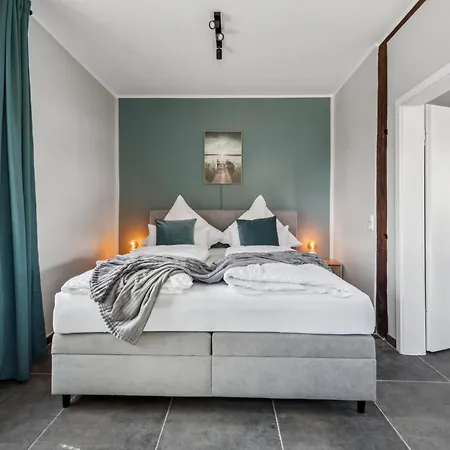 S4D Ferienwohnung Kiel Zentral, 2 Parkplaetze