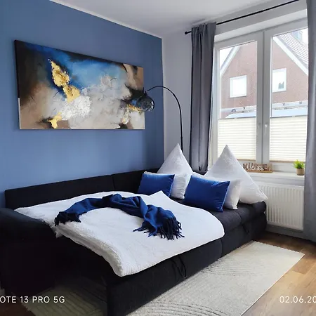 S4D Ferienwohnung Kiel Zentral, 2 Parkplaetze キール