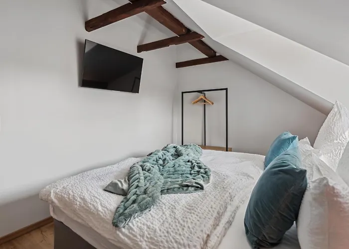 Luxury With Parking דירה *